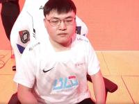 南宫28-包含Uzi关键节点回归赛场，独行侠带队取胜！的词条